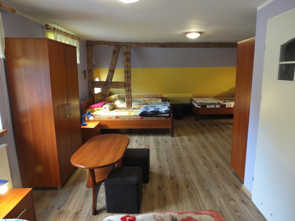 Dwor Klewiny Villa Kültér fotó
